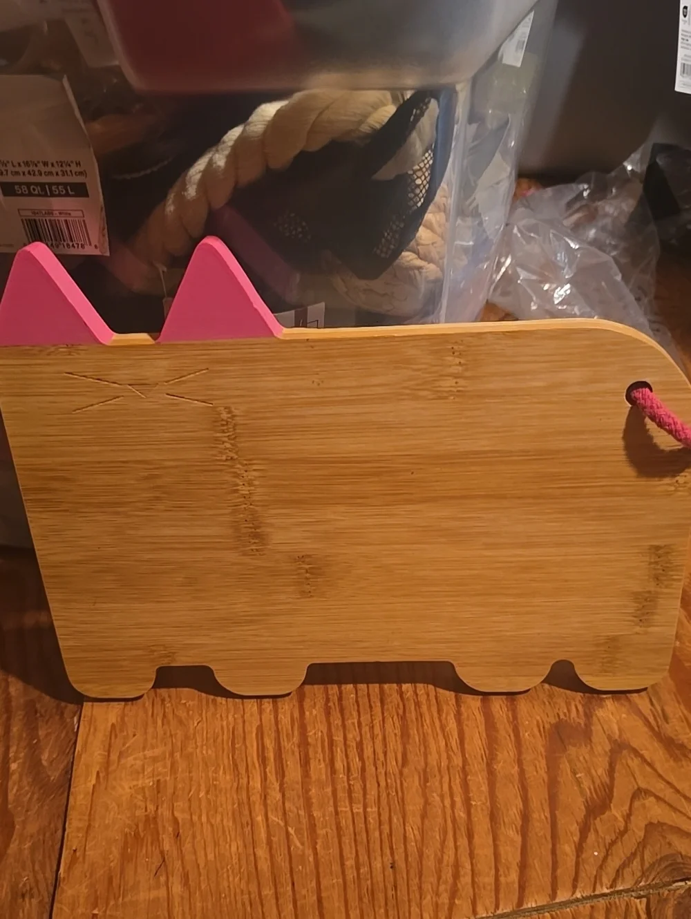 ❤️10/$13 New Without Tag Cat Cutting Board Small